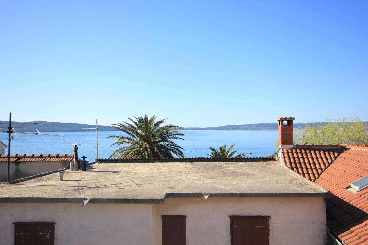 Apartments By The Sea Kastel Kambelovac, Kastela - 8679 Luaran gambar